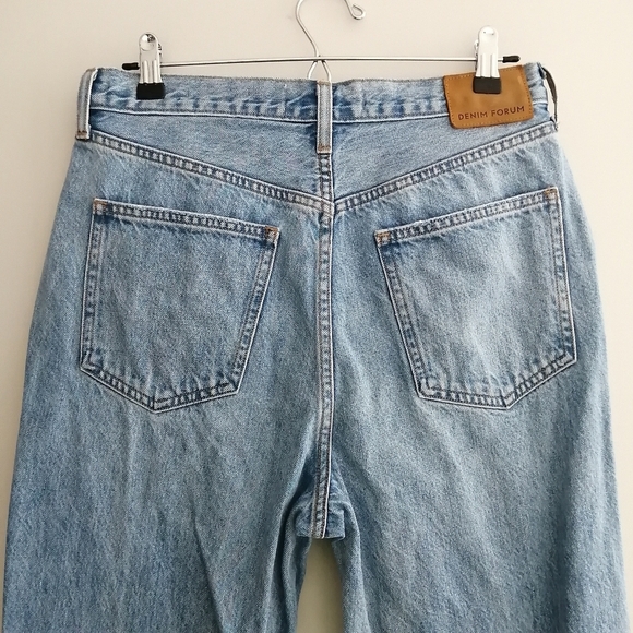 Aritzia Denim Forum The BF Boyfriend High Rise Loose Jeans Distressed 29 - Picture 6 of 16